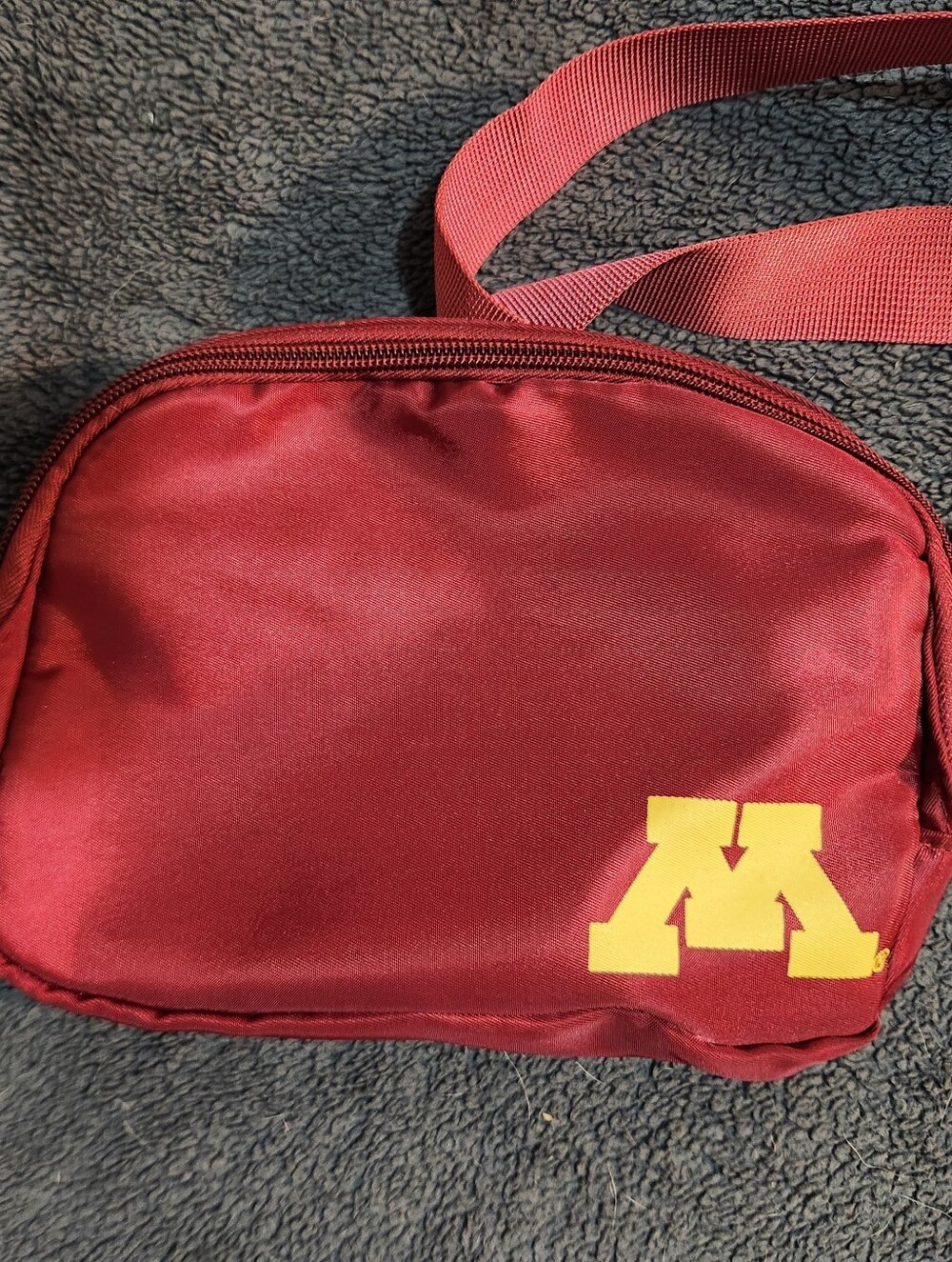 University of Minnesota Maroon Crossbody Bag College New Golden Gophers